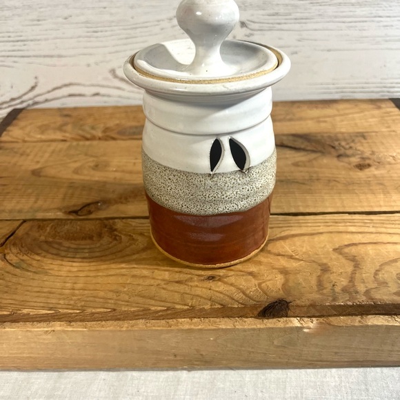 Garlic keeper Don Drumm pottery - Picture 6 of 8